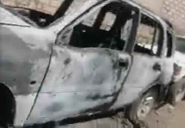 مجهولون يحرقون سيارة جندي باللواء ٨٣ في الضالع(صورة)