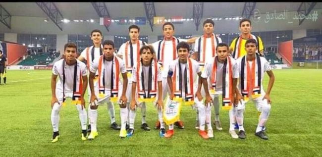الاتحاد القطري لكرة القدم يمنح مكافأة مالية لافراد المنتخب اليمني