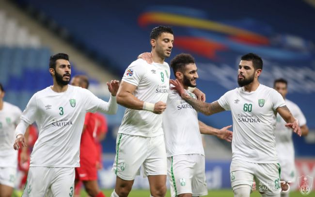 ركلات الترجيح تقود الأهلي السعودي إلى ربع نهائي دوري أبطال آسيا